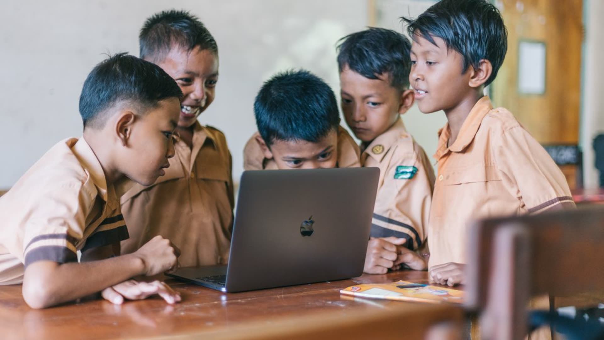Selamat Datang di SMK Uji MSE0ZQEJ